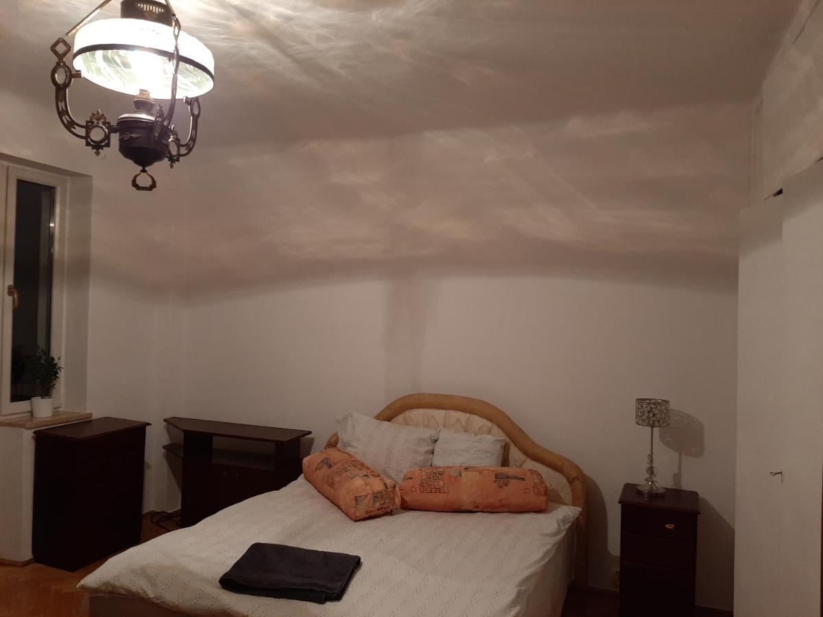 Rooms In Centrum Varsó Kültér fotó