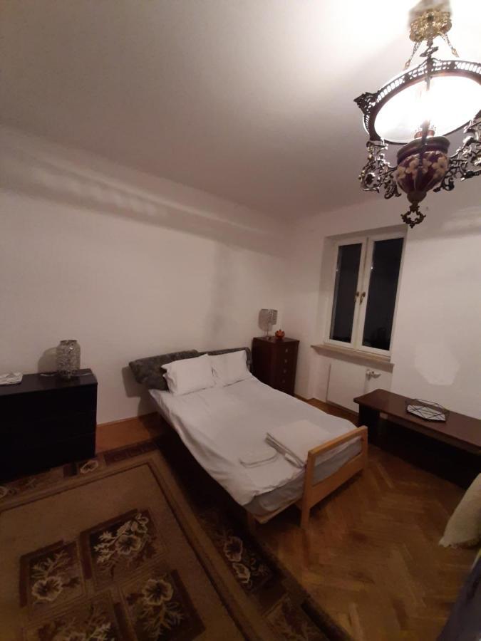 Rooms In Centrum Varsó Kültér fotó