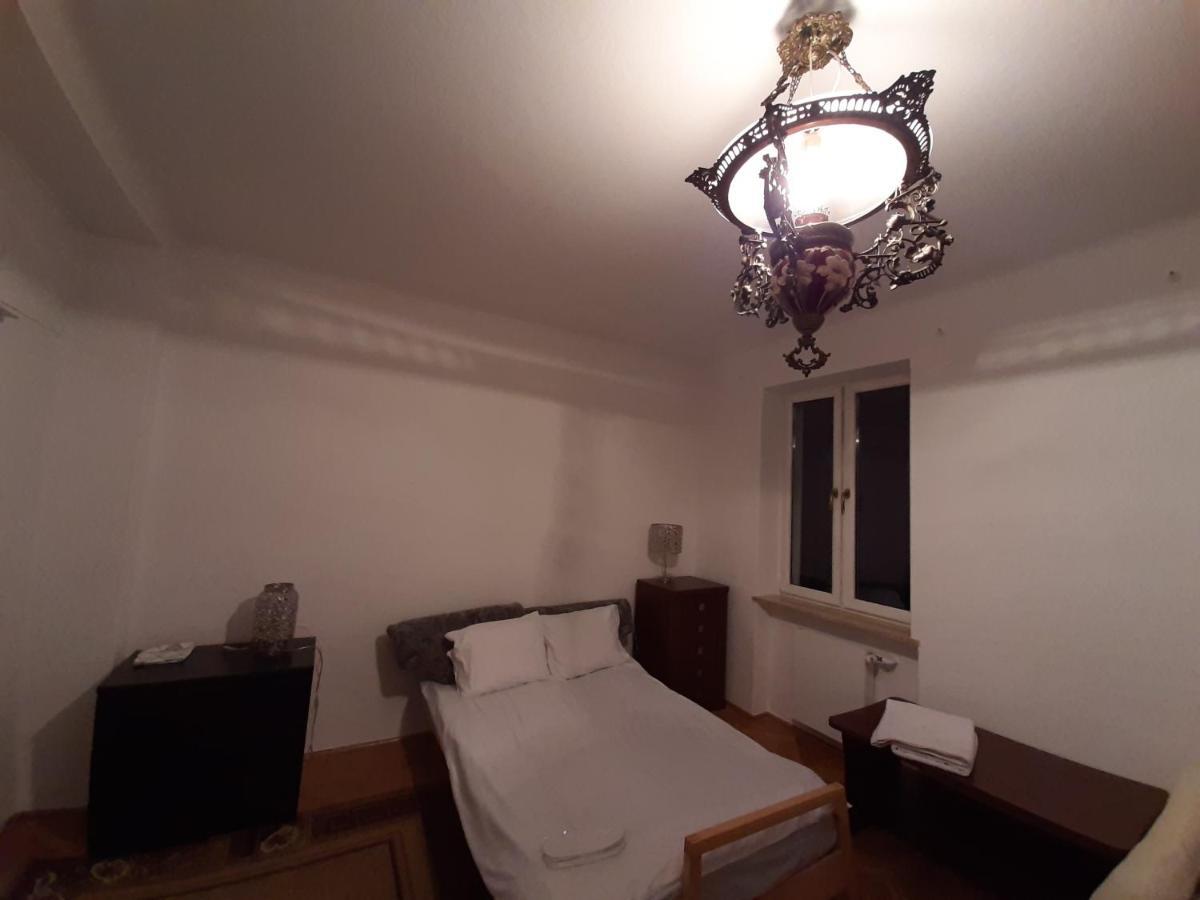 Rooms In Centrum Varsó Kültér fotó