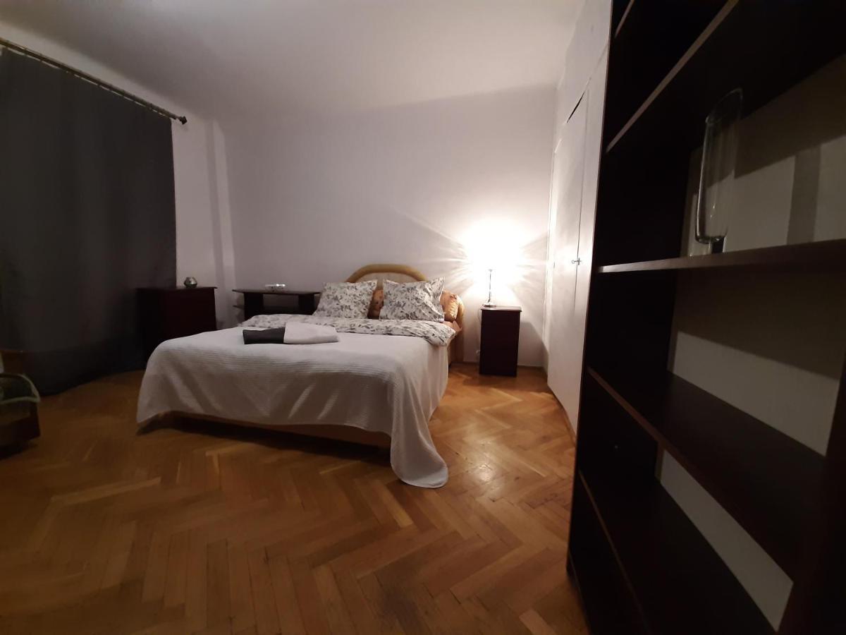 Rooms In Centrum Varsó Kültér fotó