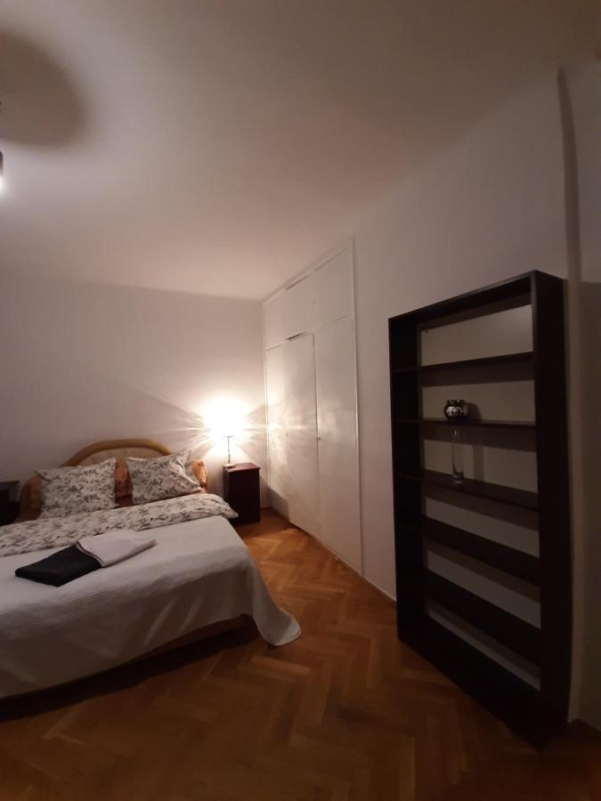 Rooms In Centrum Varsó Kültér fotó